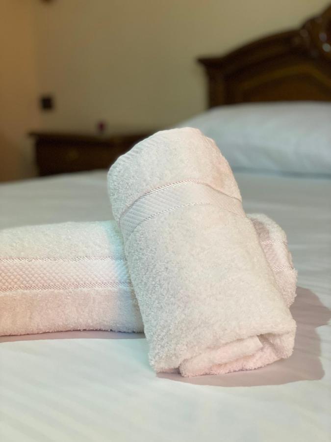 Hotel W Bush Square Fushe-Kruje Ngoại thất bức ảnh