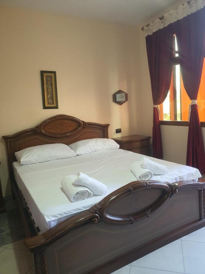 Hotel W Bush Square Fushe-Kruje Ngoại thất bức ảnh