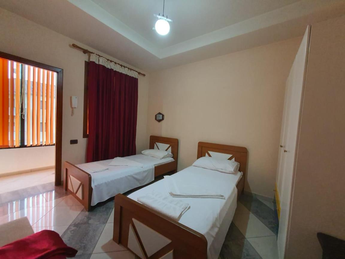 Hotel W Bush Square Fushe-Kruje Ngoại thất bức ảnh