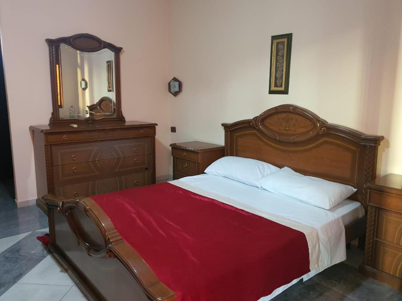 Hotel W Bush Square Fushe-Kruje Ngoại thất bức ảnh
